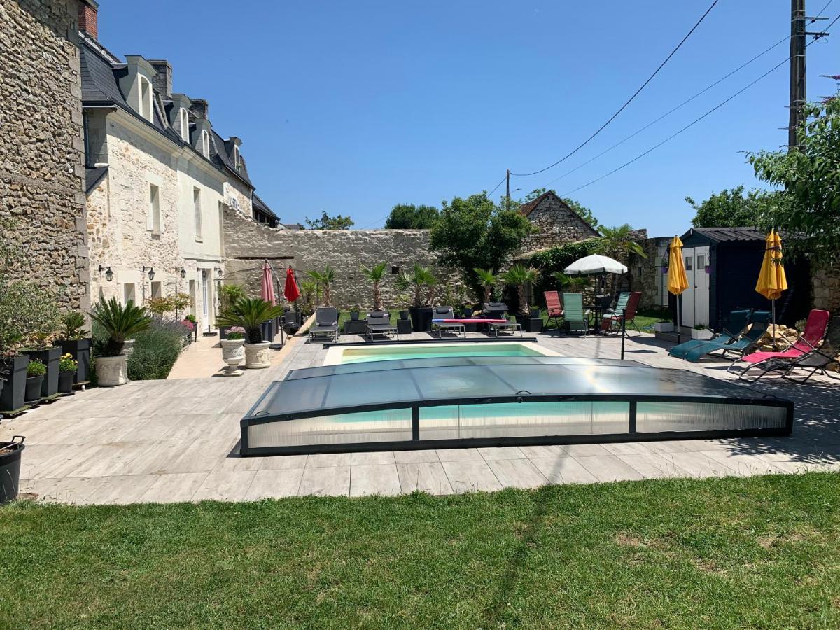 Villa La Douce France Trianon Chinon Esterno foto