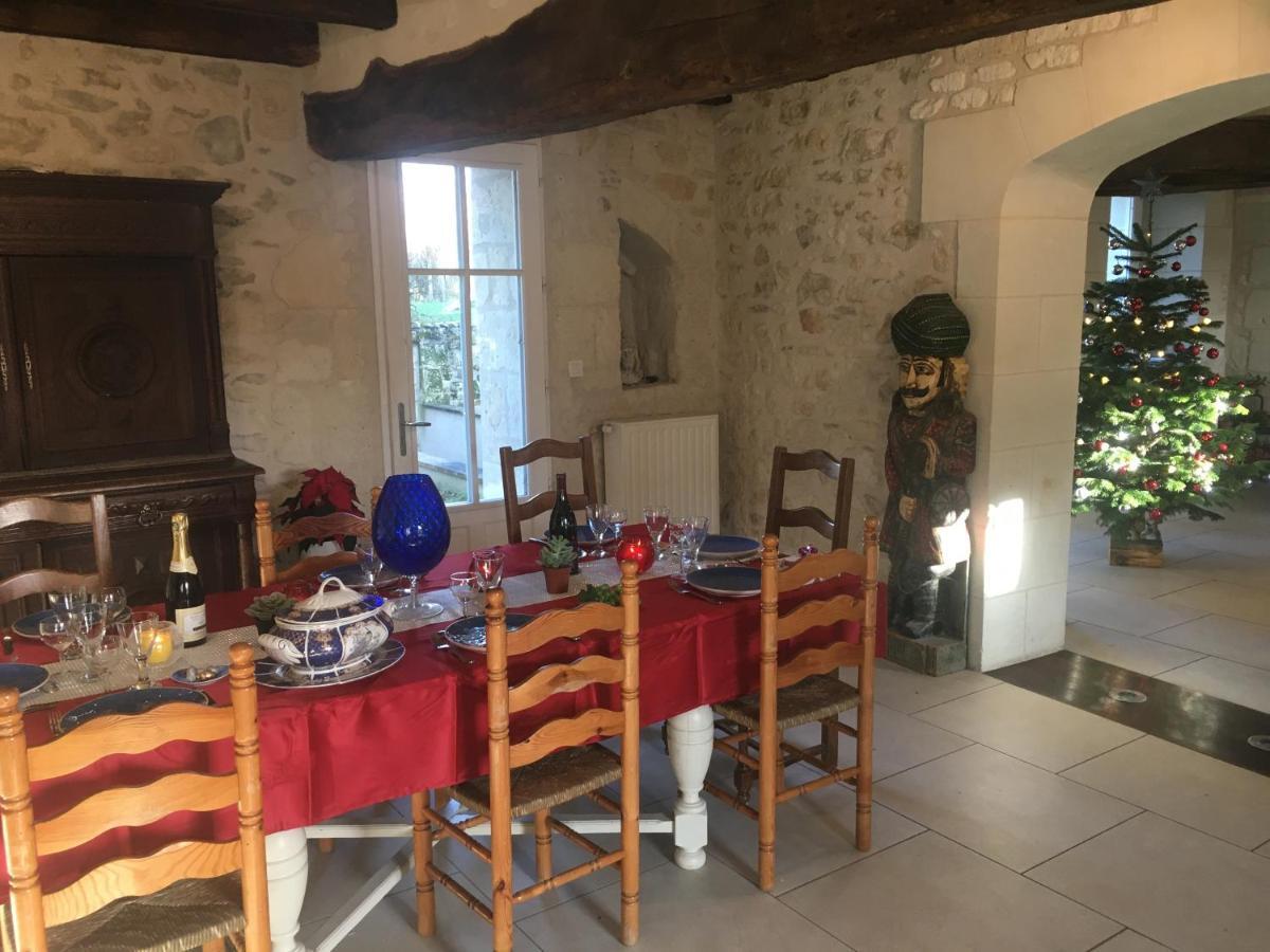Villa La Douce France Trianon Chinon Esterno foto